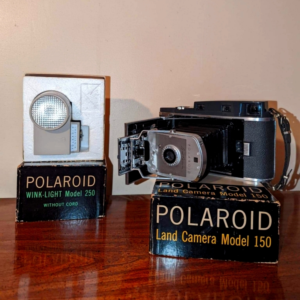 POLAROID MODEL 150